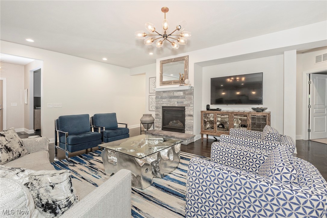 7246 Formby Drive, Solon, Ohio image 21