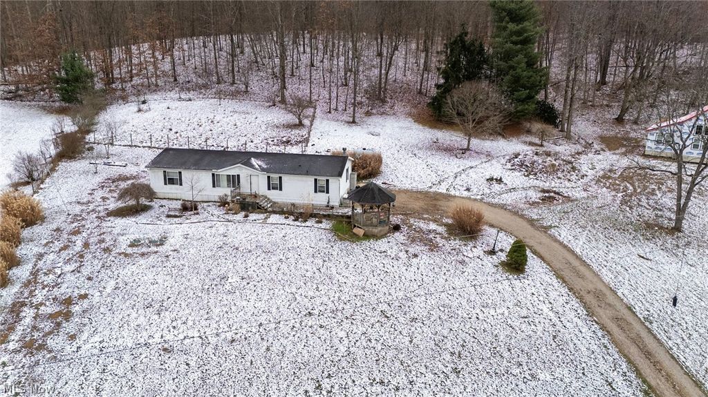 Photo of 17607 Halleys, Pleasant City, OH 43772 (MLS # 5192768)