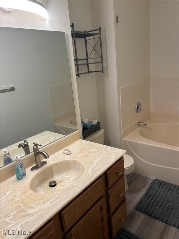 Roberto Place Condo - Residential