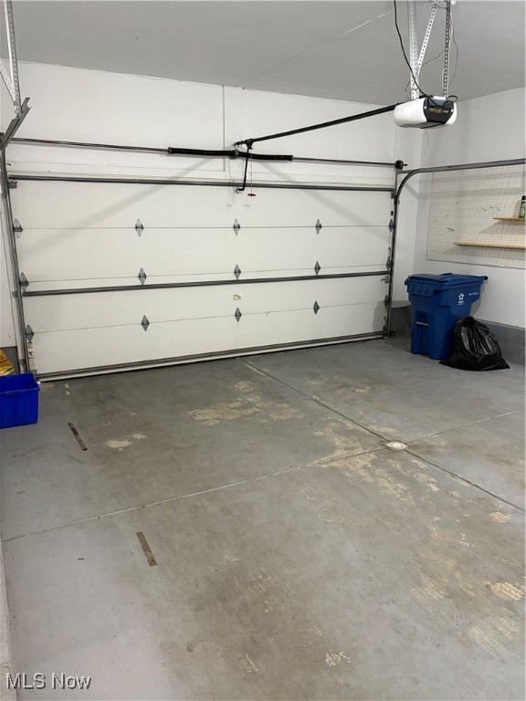 Roberto Place Condo - Residential