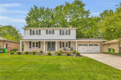 868 King George Boulevard South Euclid OH 44121
