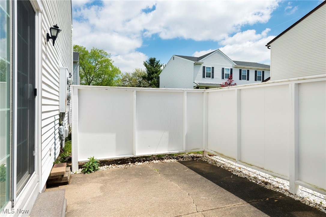 6533 Engle Road, Brook Park, Ohio image 36