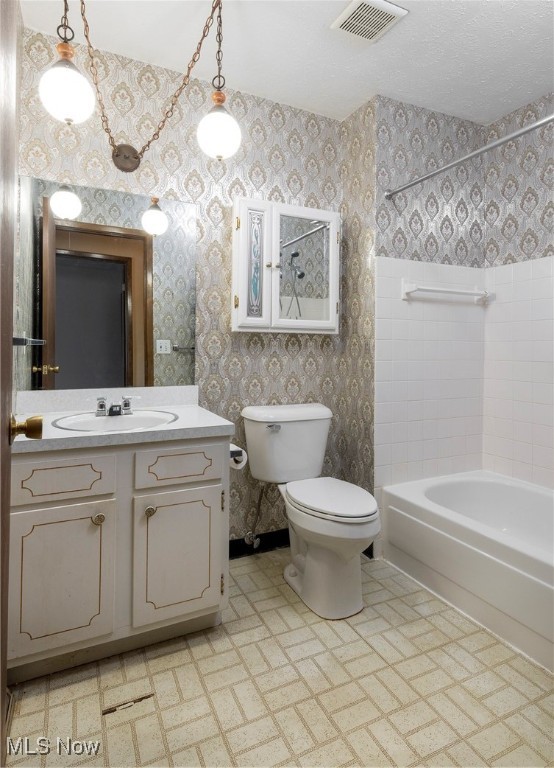 6533 Engle Road, Brook Park, Ohio image 24