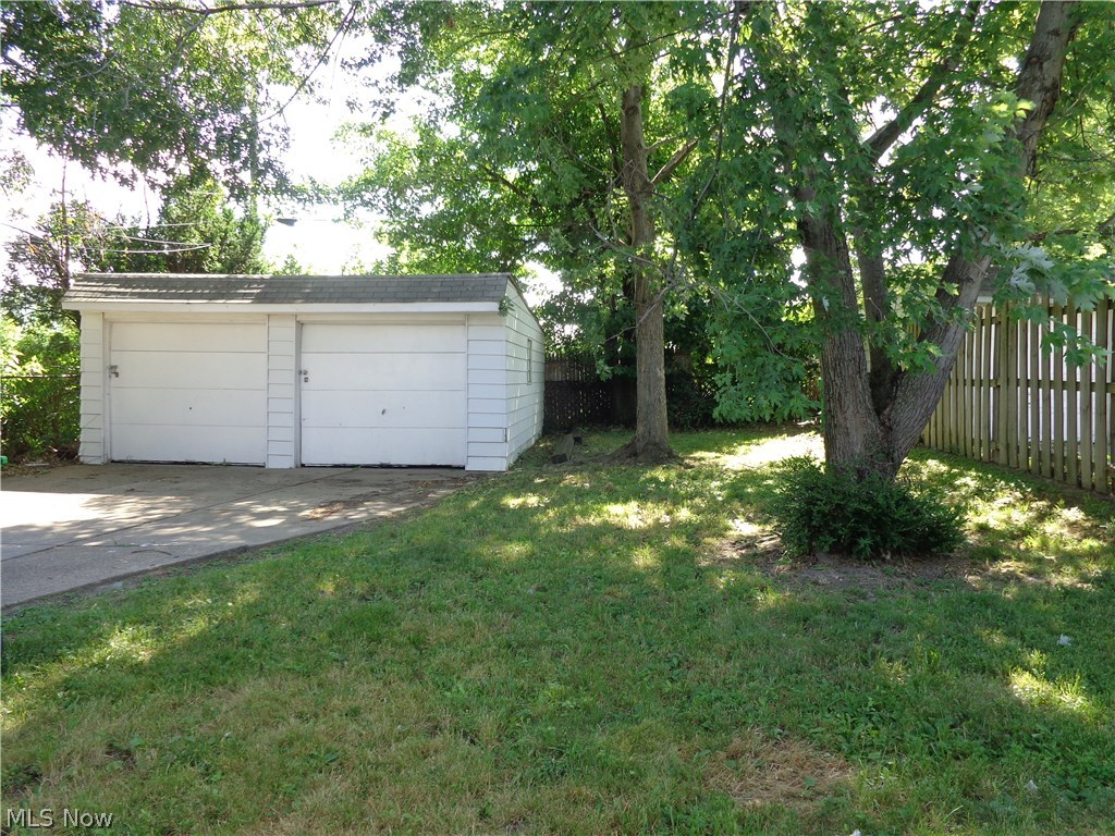 Garfield Pkwy - Residential Income