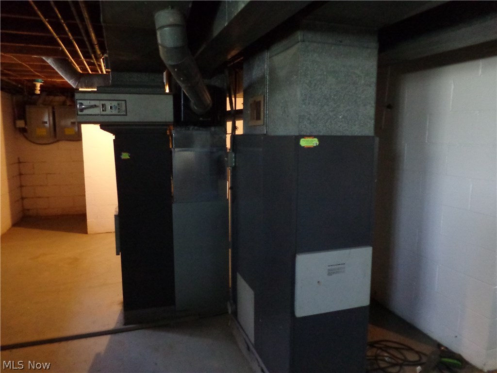 Garfield Pkwy - Residential Income