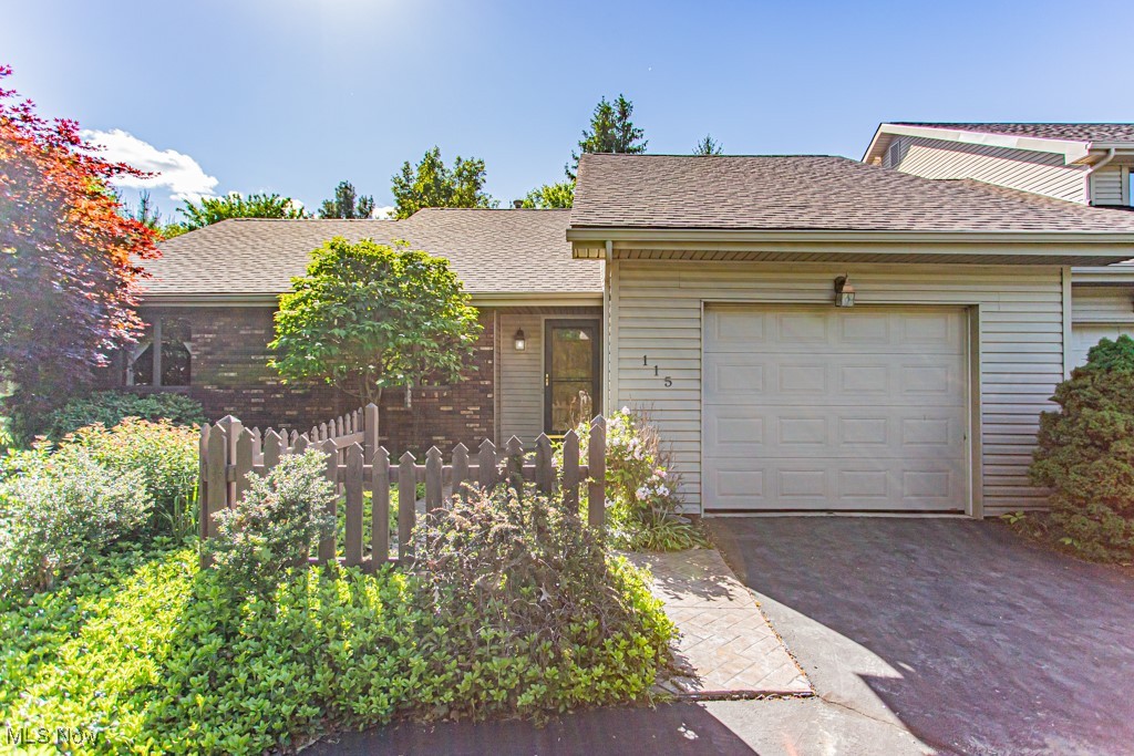 115 Diamond Way, Cortland, Ohio image 1
