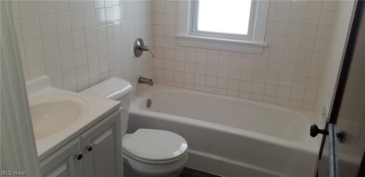 Land & Home Cos 01 - Residential Income