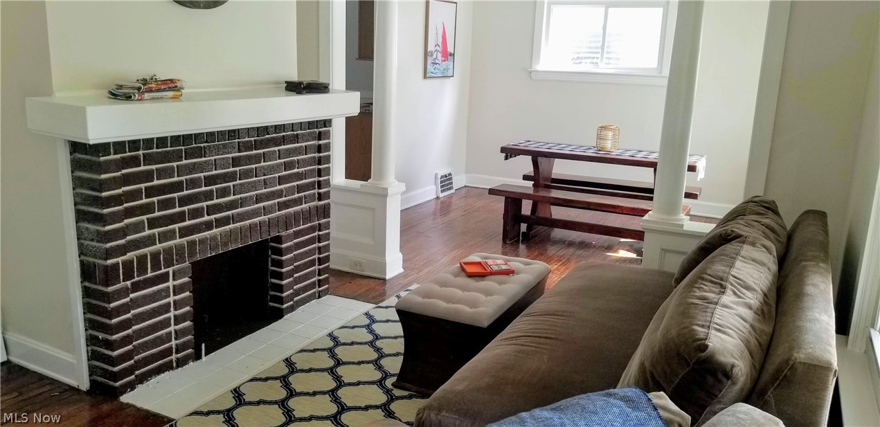 Land & Home Cos 01 - Residential Income