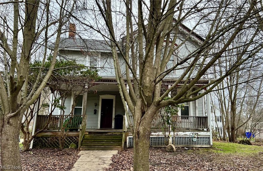 Welcome to this investment opportunity in the heart of Ravenna! This is a 3-unit, two-story triplex and fully occupied that will provide immediate income for the purchasing investor. Conveniently located in Ravenna, close to amenities, schools, and transportation. First floor has 1 bedroom and 2 bedroom units and the 2nd floor has a recently updated 2 bedroom. Contact us today to schedule a viewing and discuss the potential of this exciting investment! Note: Auditor Site shows 3 bedrooms total. Correct bedroom count is 5. Unit 1 and 3 have two bedrooms and Unit 2 has one.