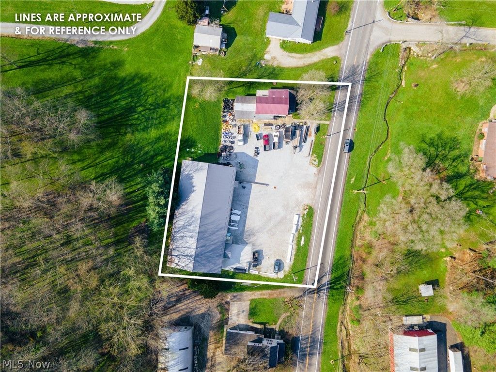 Photo of 6605 State Route 515, Dundee, OH 44624 (MLS # 5200495)