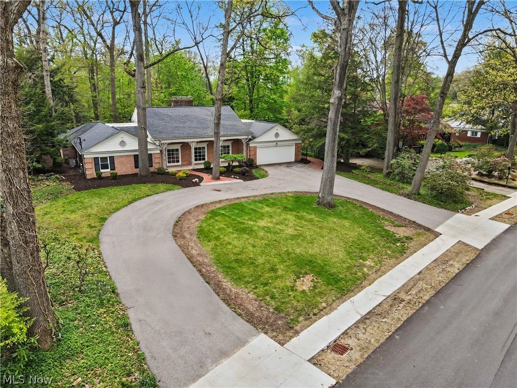 3022 Harriett Road