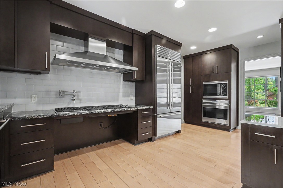 Silver Lake Highlands - Residential