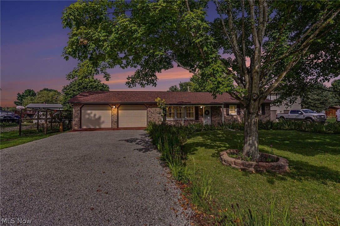 6065 Rollins Drive