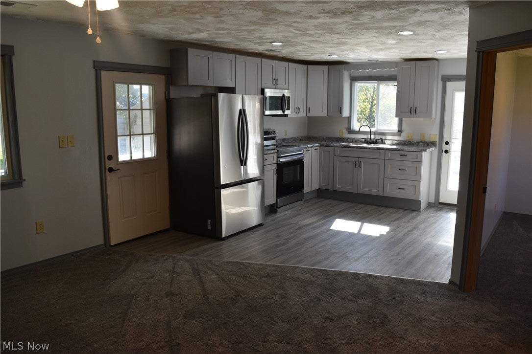 46948 Columbia Hill Road