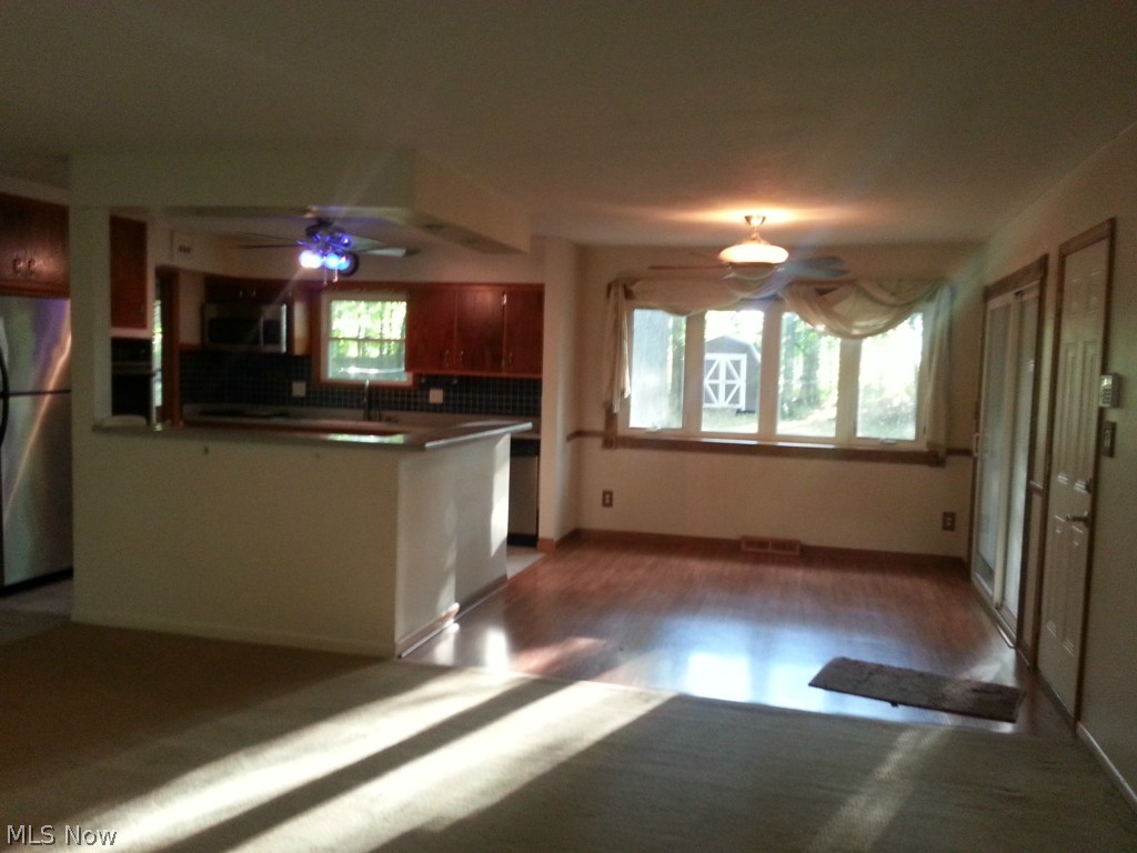 Brentwood 03 - Residential