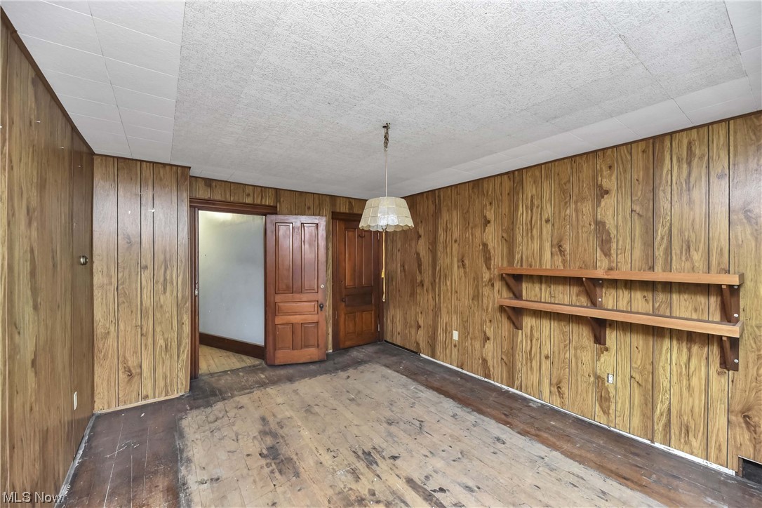 Dudley Baldwins Sub - Residential Income