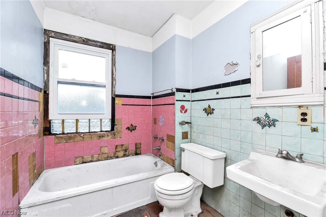 Dudley Baldwins Sub - Residential Income