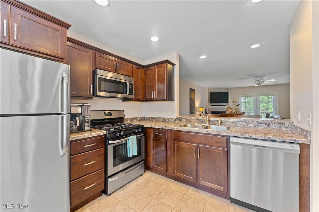 Hunters Run Condo - Residential