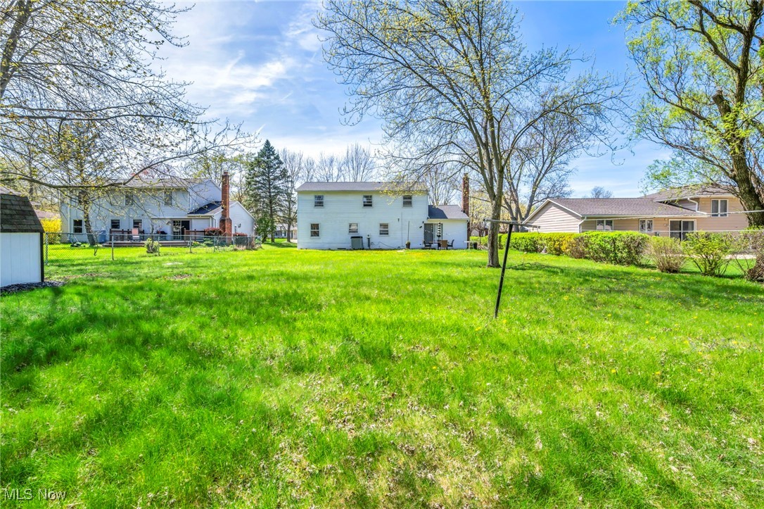 8381 Lorraine Drive, Strongsville, Ohio image 48