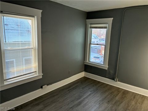 Tiny photo for 2806 Woodbridge Avenue, Cleveland, OH 44109 (MLS # 5183683)