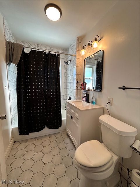 Tiny photo for 2806 Woodbridge Avenue, Cleveland, OH 44109 (MLS # 5183683)