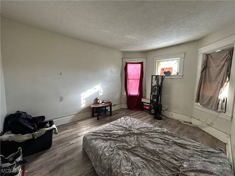 Tiny photo for 2806 Woodbridge Avenue, Cleveland, OH 44109 (MLS # 5183683)