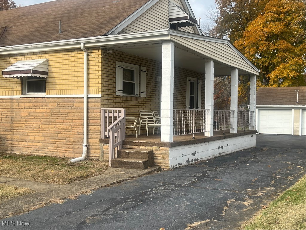 Je Comstocks Park Ave Heights - Residential