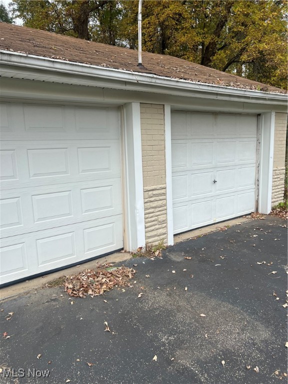 Je Comstocks Park Ave Heights - Residential