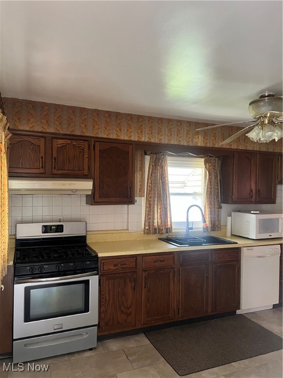 Je Comstocks Park Ave Heights - Residential