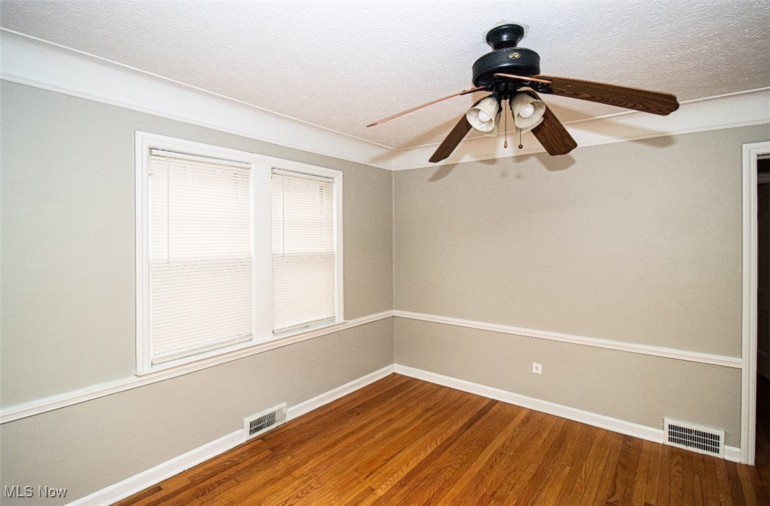 Edward Kneens - Residential Income