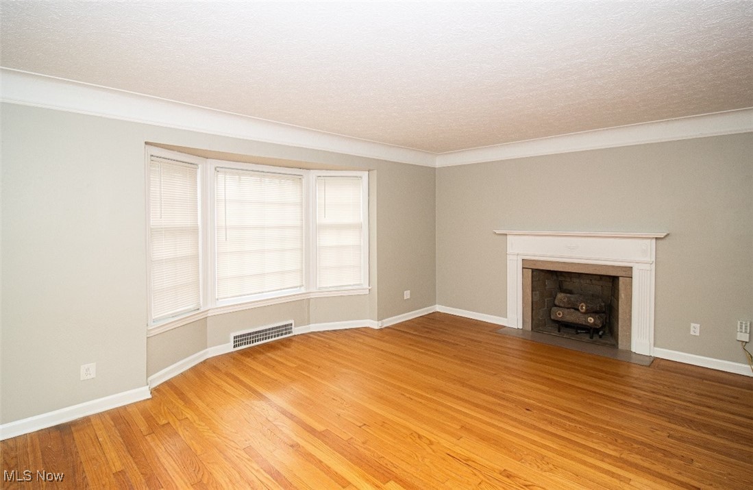 Edward Kneens - Residential Income