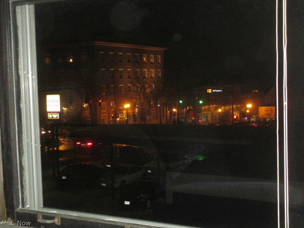 Zena Kent - Commercial Sale