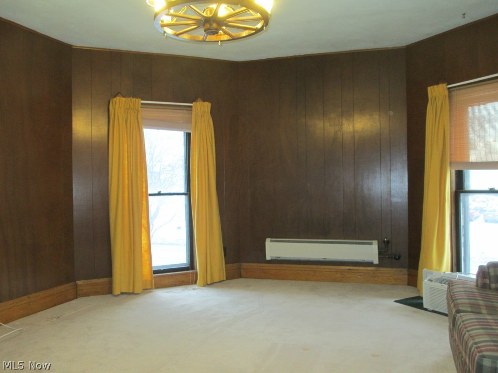 Zena Kent - Commercial Sale