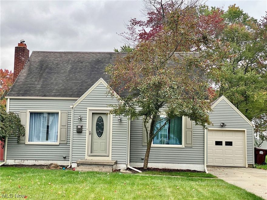 Multiple Offers , Highest and Best Due by 4pm Today 10/6/23, Great 3 bedroom 1 1/2 home in the Poland School district, living room with fireplace is open to the dining area, first floor bedroom and full bath, 3 season sun room, basement, low maintenance vinyl siding, energy efficient and easy cleaning vinyl tilt in replacement windows, updated kitchen and baths, come check this one out ........