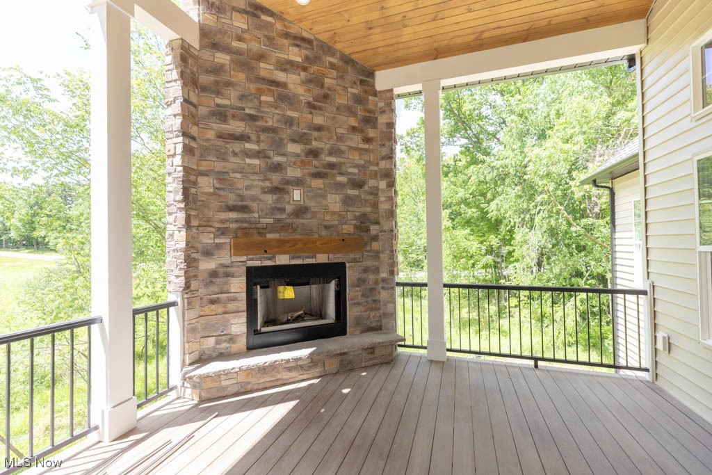 542 Lakewood Drive, Canal Fulton, Ohio image 21