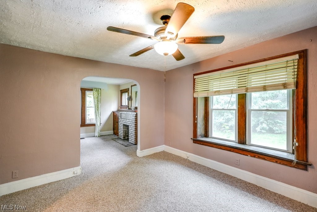 William T Sawyer & Bessi Voris - Residential