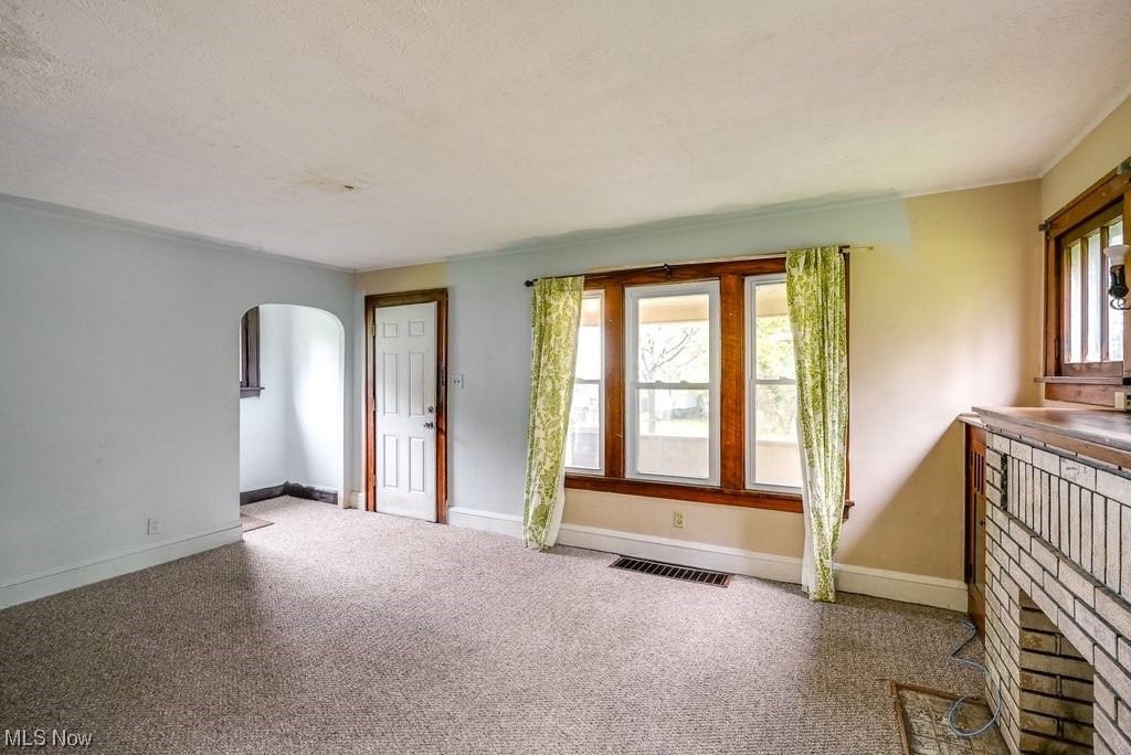 William T Sawyer & Bessi Voris - Residential