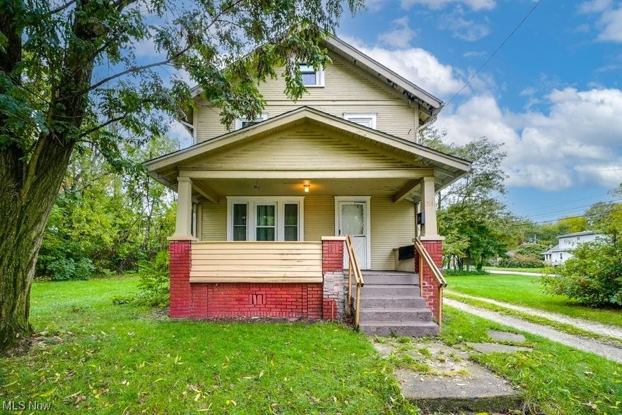 Welcome to 734 Kipling in Akron! This 3 bedroom colonial is perfect for homeowners and investors alike. Property has a 2 car garage and sits on a parcel with two lots. Per seller, second lot is buildable - buyer to do due diligence. Put your mind at ease knowing that 14 windows, the roof, and the hot water tank are all 2016. The furnace was just installed in 2022. Schedule a showing with your favorite agent today.