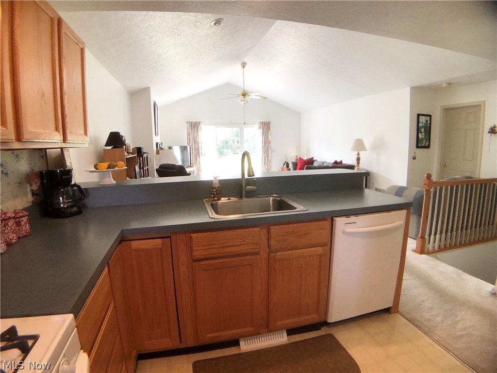 Westbury Greene Condo - Residential