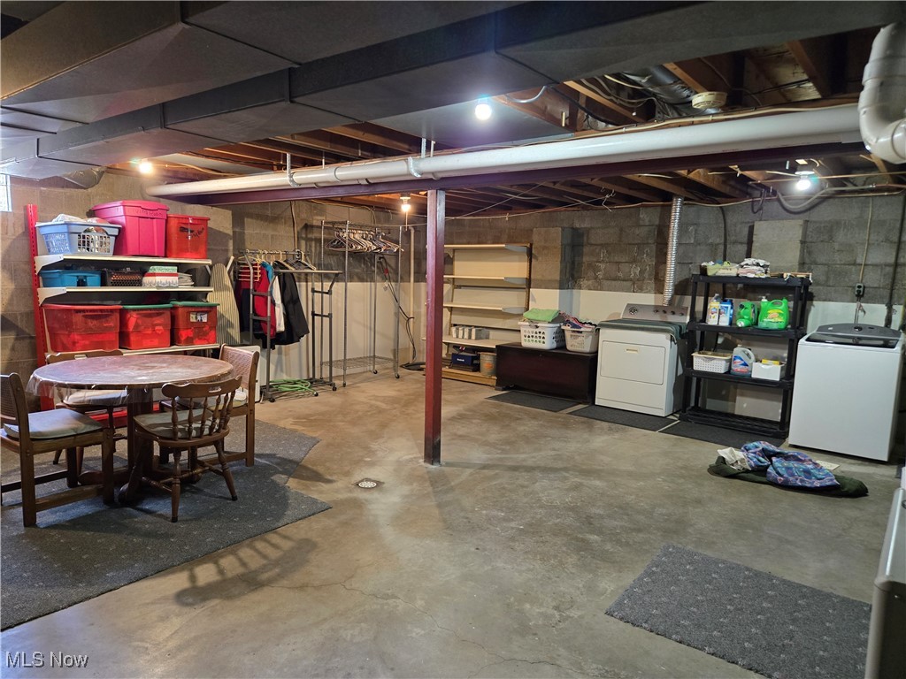 649 Ivy Lane, Martins Ferry, Ohio image 13