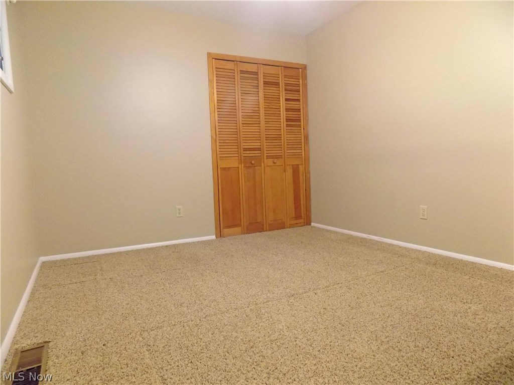 Blue Grass Manor - Residential