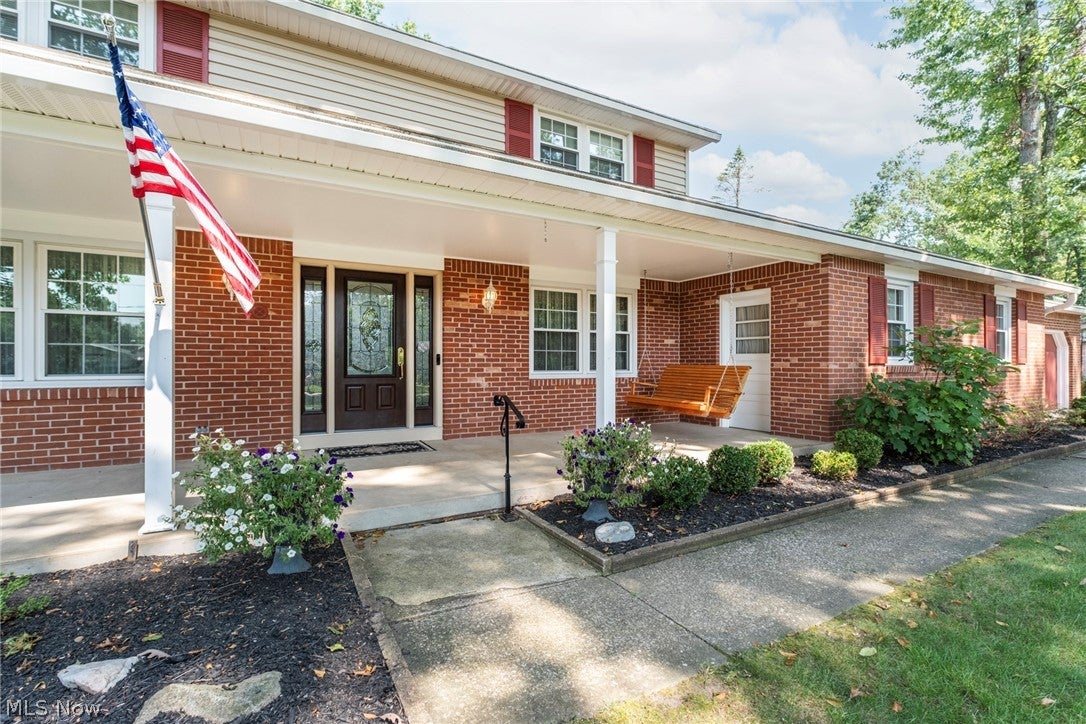 4438 Williamsburg Drive