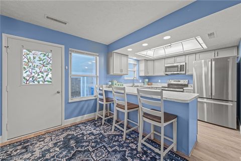 Tiny photo for 3632 Kenwood Drive #84, Uniontown, OH 44685 (MLS # 5187719)