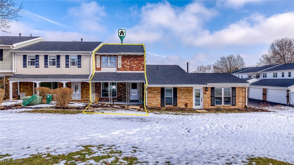 Photo of 3632 Kenwood Drive #84, Uniontown, OH 44685 (MLS # 5187719)