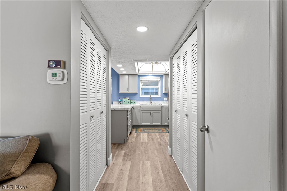 Country Club Twnhs North Condo - Residential