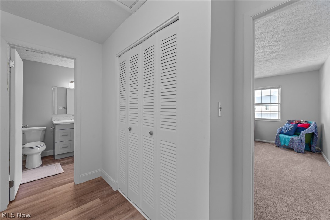 Country Club Twnhs North Condo - Residential