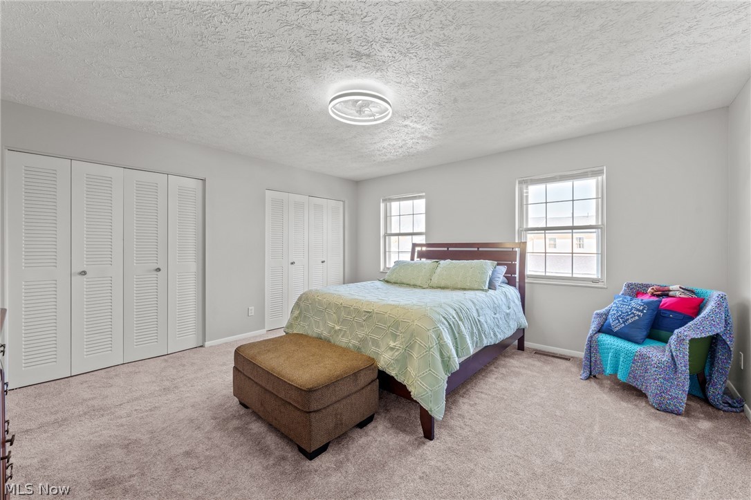 Country Club Twnhs North Condo - Residential