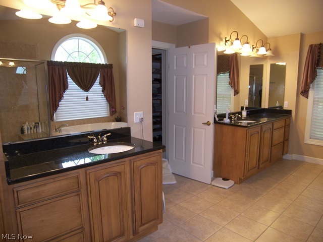 Signature/Solon Ph 02 - Residential Lease