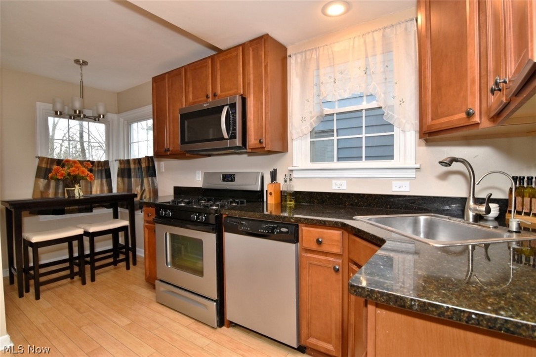 Meadowbrook 04/A Scholls - Residential