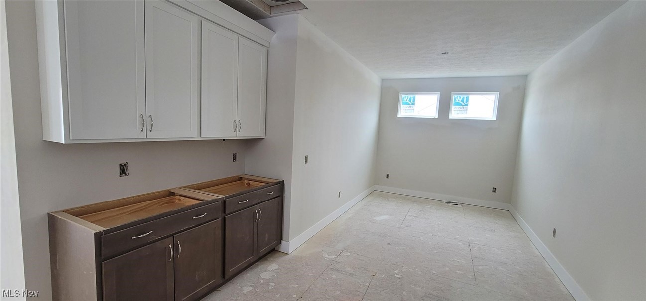 Spring Hill Villas - Residential